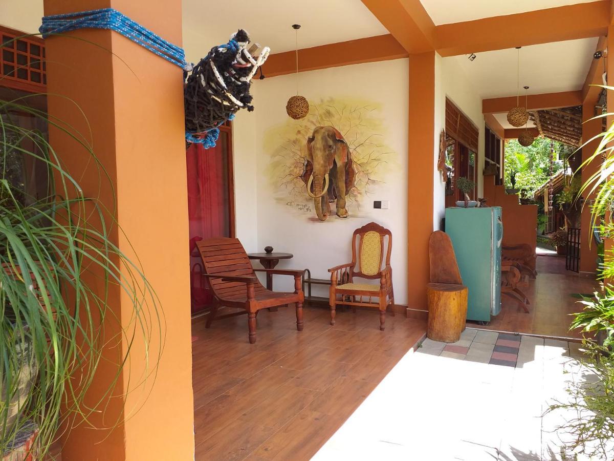 Mc Queen Homestay Ella Kültér fotó