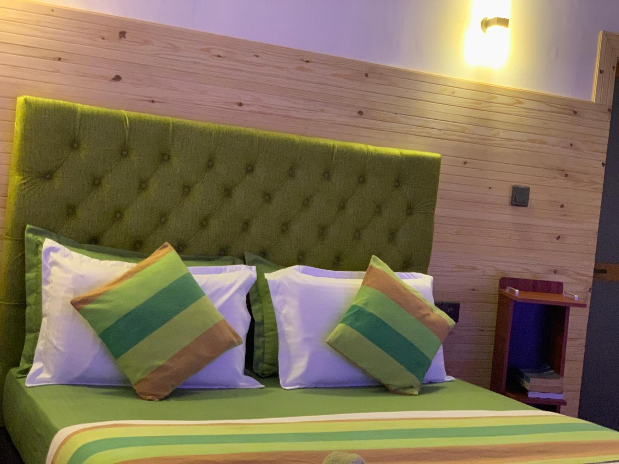 Mc Queen Homestay Ella Kültér fotó